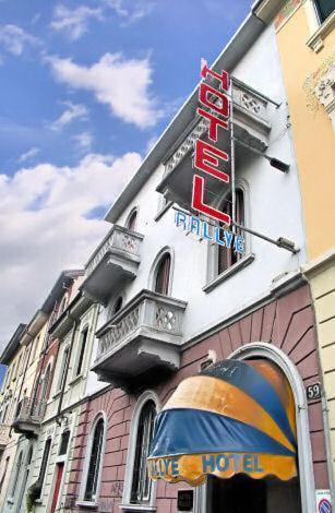 Hotel Rallye Milano Exteriör bild